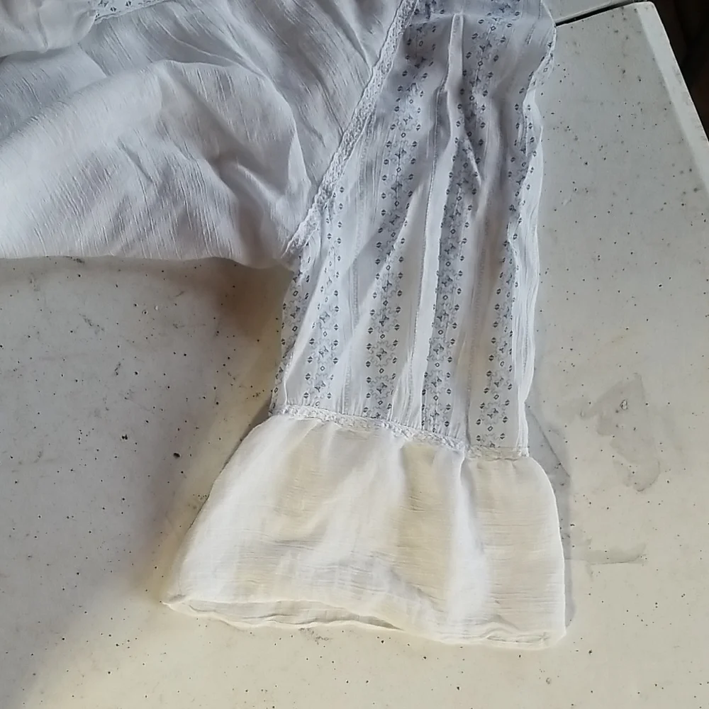 Zara White and Black Striped Blouse - Picture 2 of 5